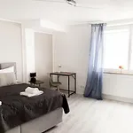 Nahe Rathaus&dom - 1,5-, 2- Oder 3 Zkb-apartments Im Zentrum Apartment *