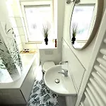 Nahe Rathaus&dom - 1,5-, 2- Oder 3 Zkb-apartments Im Zentrum *