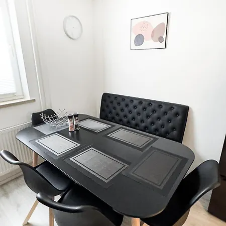 Lägenhet 2 Zkb-3og Oder 3 Zkb-ug Im Zentrum Zw Rathaus Und Dom