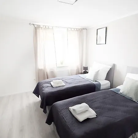 Nahe Rathaus & Dom - 1,5-, 2- Oder 3 Zkb-apartments Im Zentrum アウグスブルク