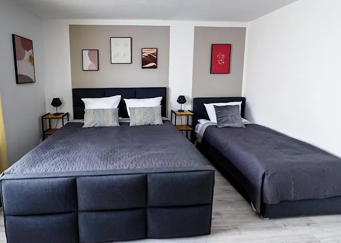 Apartmán Nahe Rathaus & Dom - 1,5-, 2- Oder 3 Zkb-apartments Im Zentrum