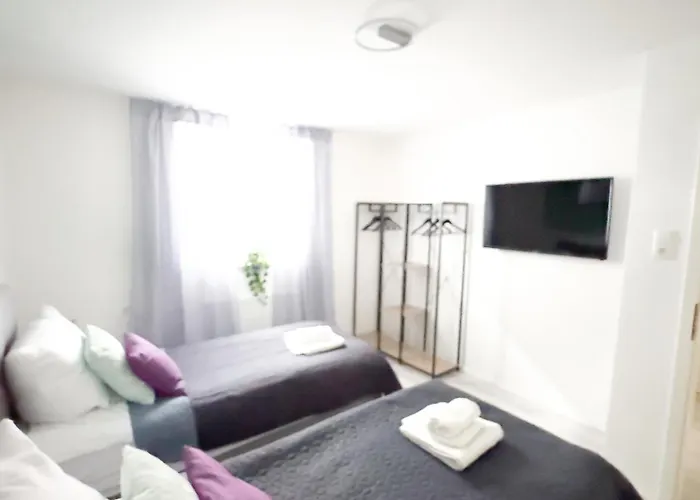 Apartmán Nahe Rathaus & Dom - 1,5-, 2- Oder 3 Zkb-apartments Im Zentrum