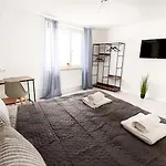 Apartamento Nahe Rathaus & Dom - 1,5-, 2- Oder 3 Zkb-apartments Im Zentrum