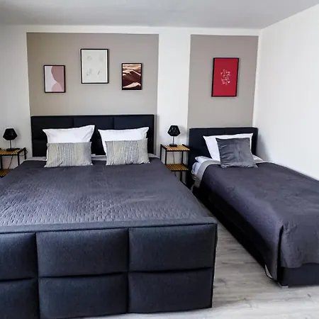 Apartment 2 Zkb-3og Oder 3 Zkb-ug Im Zentrum Zw Rathaus Und Dom