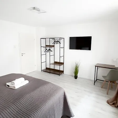 Apartmán Nahe Rathaus & Dom - 1,5-, 2- Oder 3 Zkb-apartments Im Zentrum *
